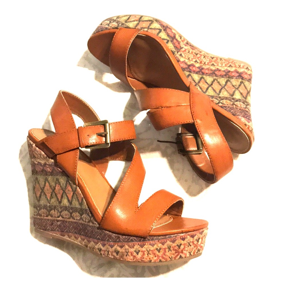 Olive Street Wedges